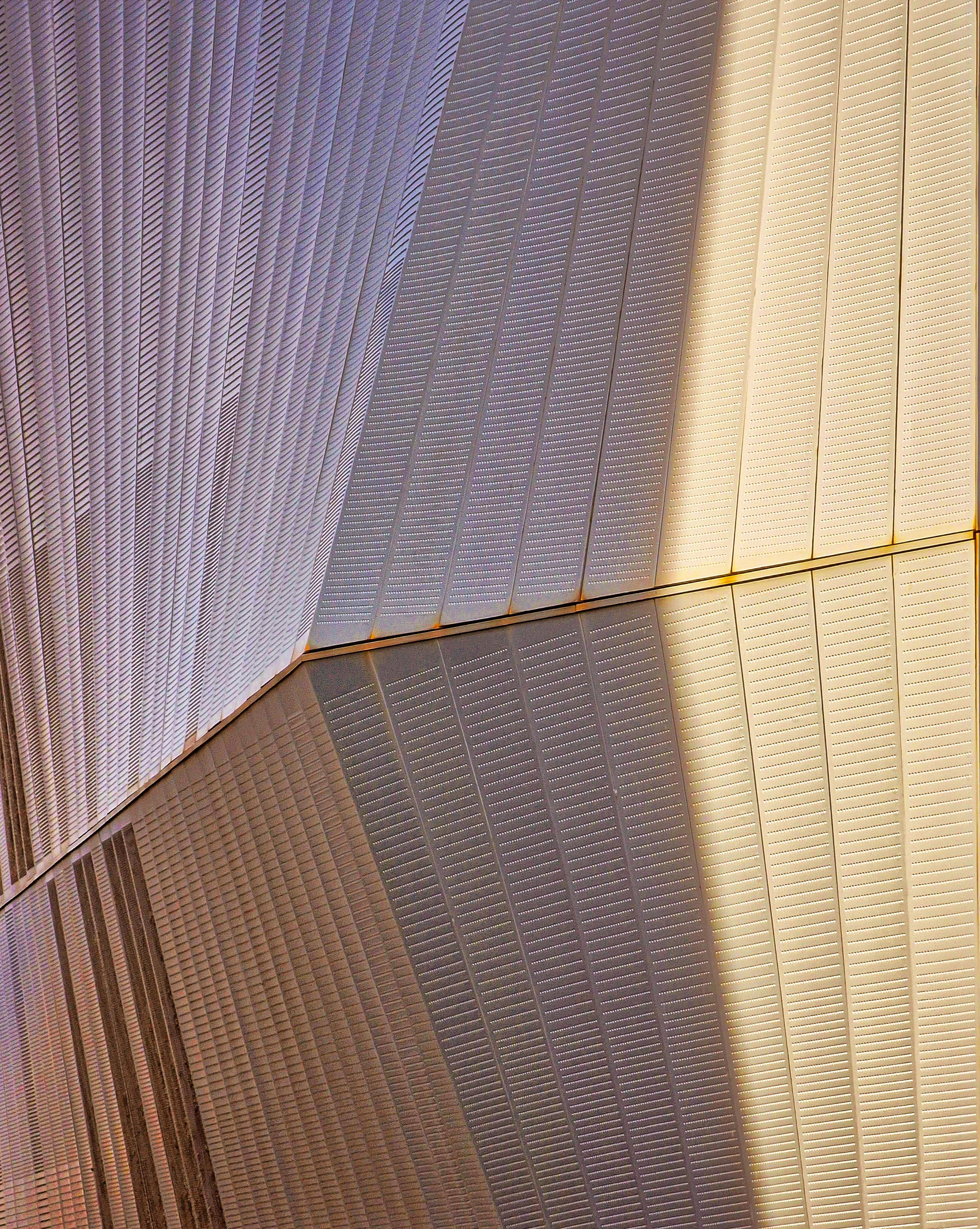 03b mihai-moga dialog-cu-timpul 12 Pliuri de lumină industrială - Mihai Moga