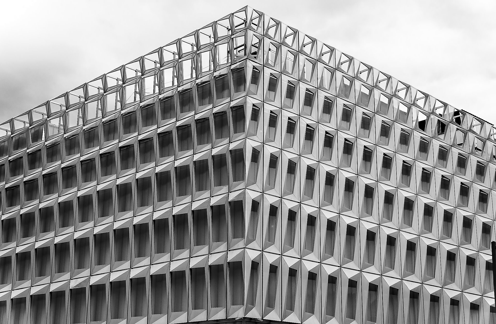 21 popovici-ioana-adriana ritmuri-urbane-sugereaza-repetitia-si-vibratia-vizuala-simplu-si-clar-accent-pe-forma untitled (1 of 1)-