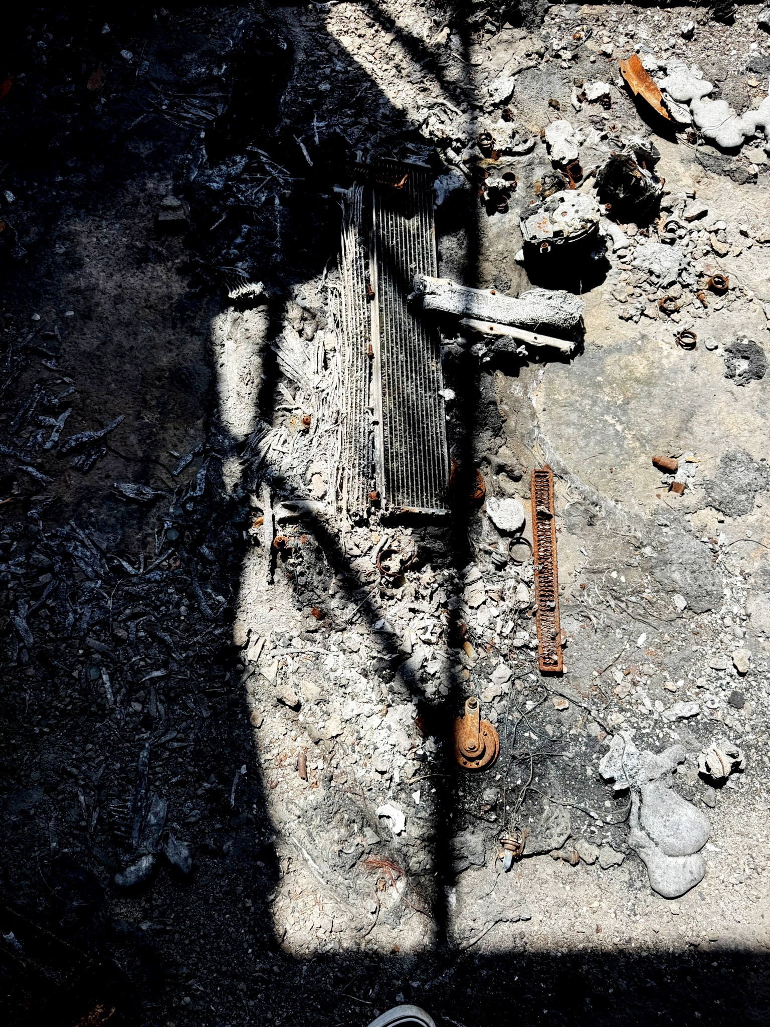 25b larissa-koncz fabrika-fire IMG