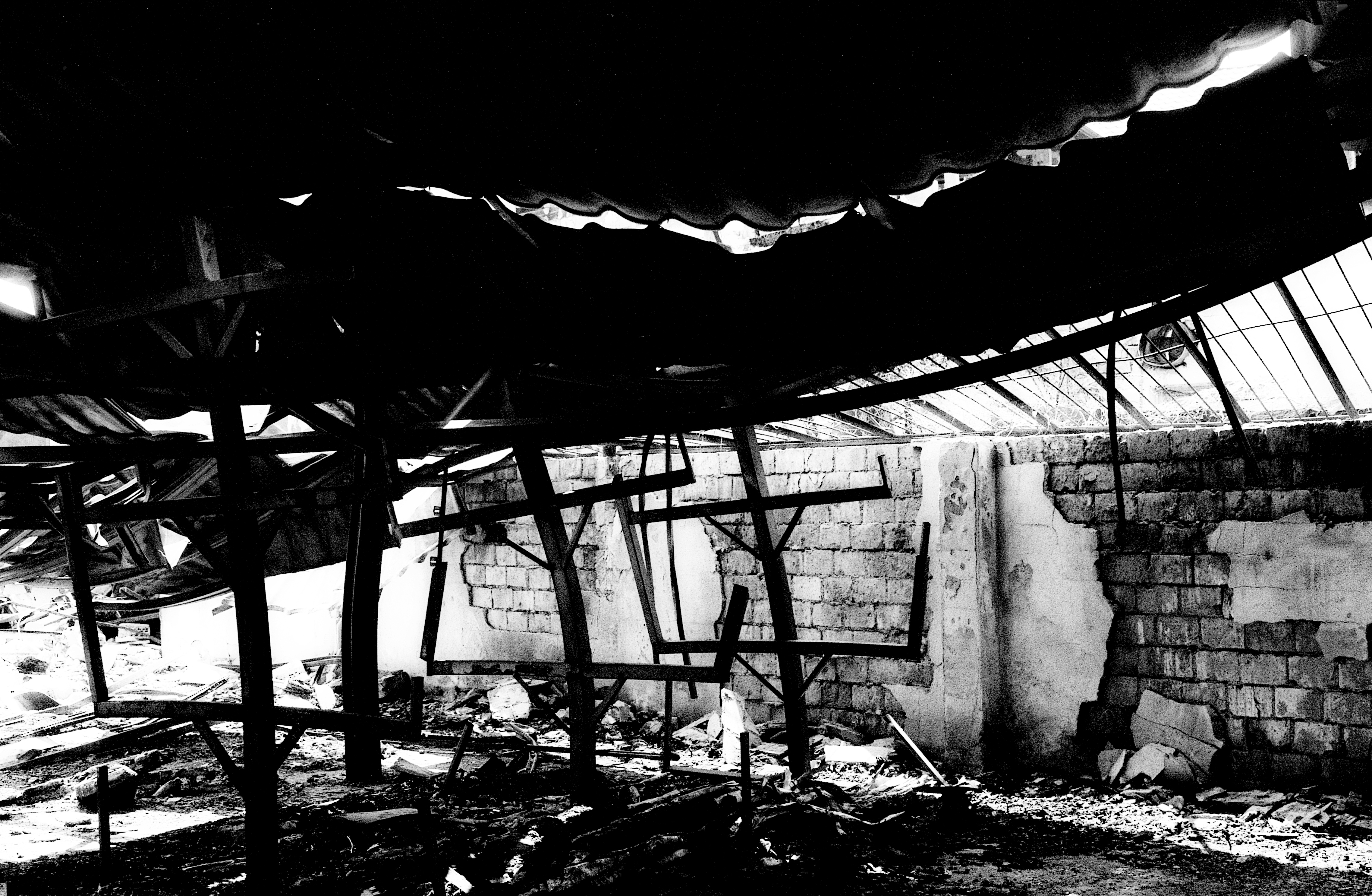 27d larissa-koncz fabrika-fire LK 0825