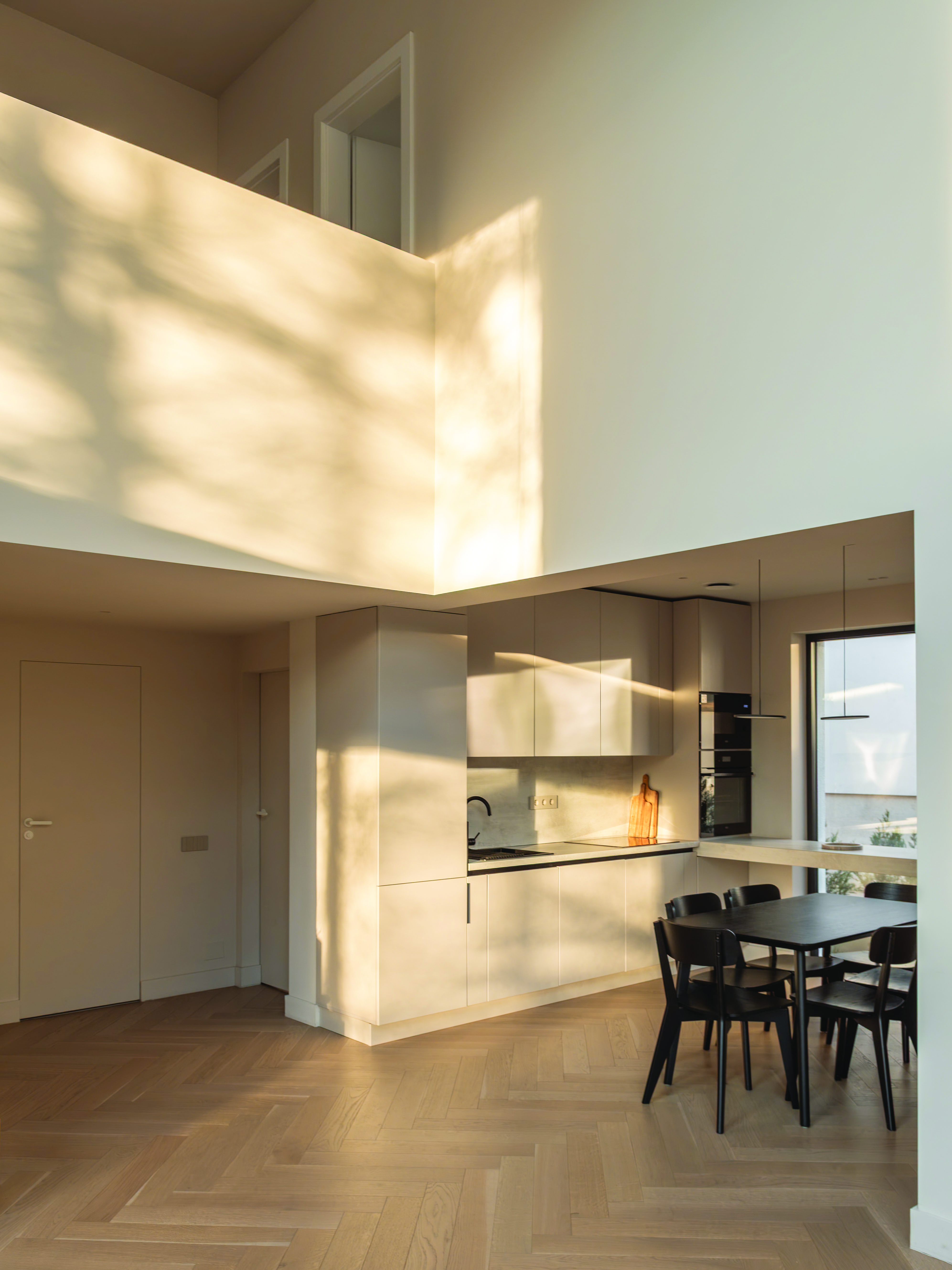 47b oana-rednic-silvia-ciungu less-is-more-ethical in-still-2(1)